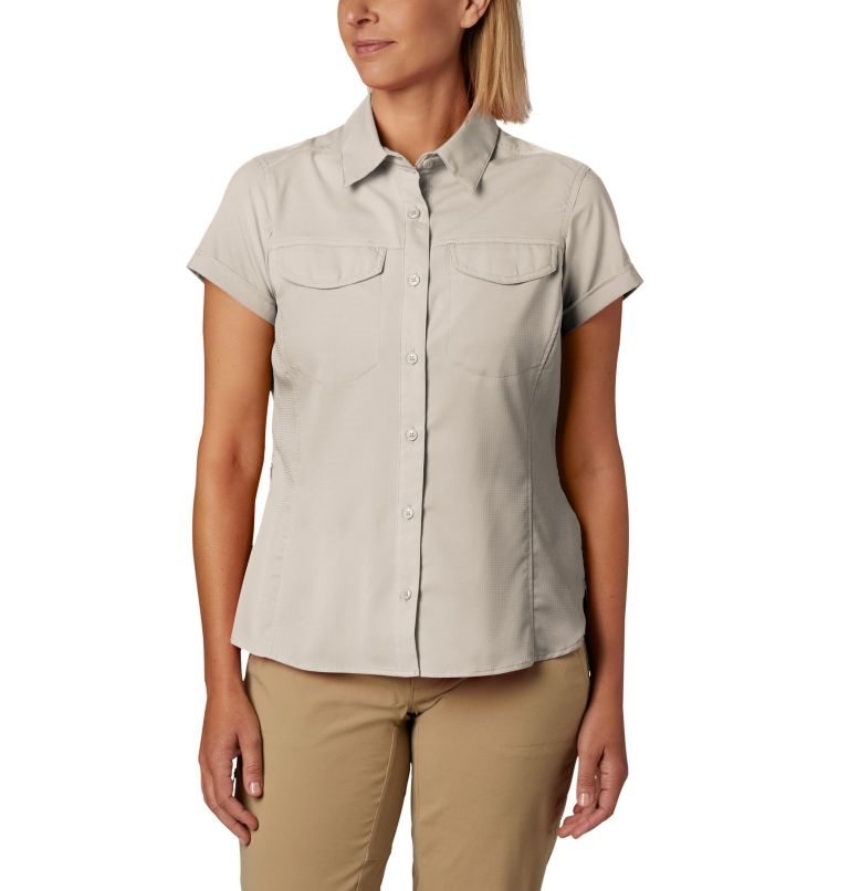 Women\'s Columbia Silver Ridge Lite Short Sleeve Shirts Khaki | Plus Size CA-U8AL4